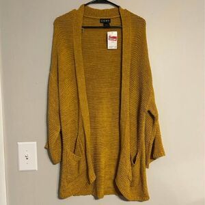 CENY Women’s L Mustard Yellow Chunky Knit Cardigan Sweater Pockets NWT